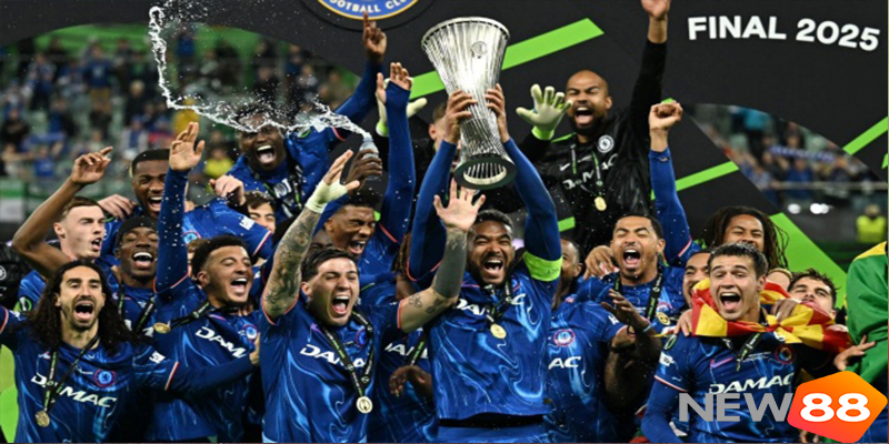 HLV Maresca Thẳng Thắn Gạch Tên Chelsea Khỏi Cuộc Đua Premier League - hình ảnh - new88com.vip